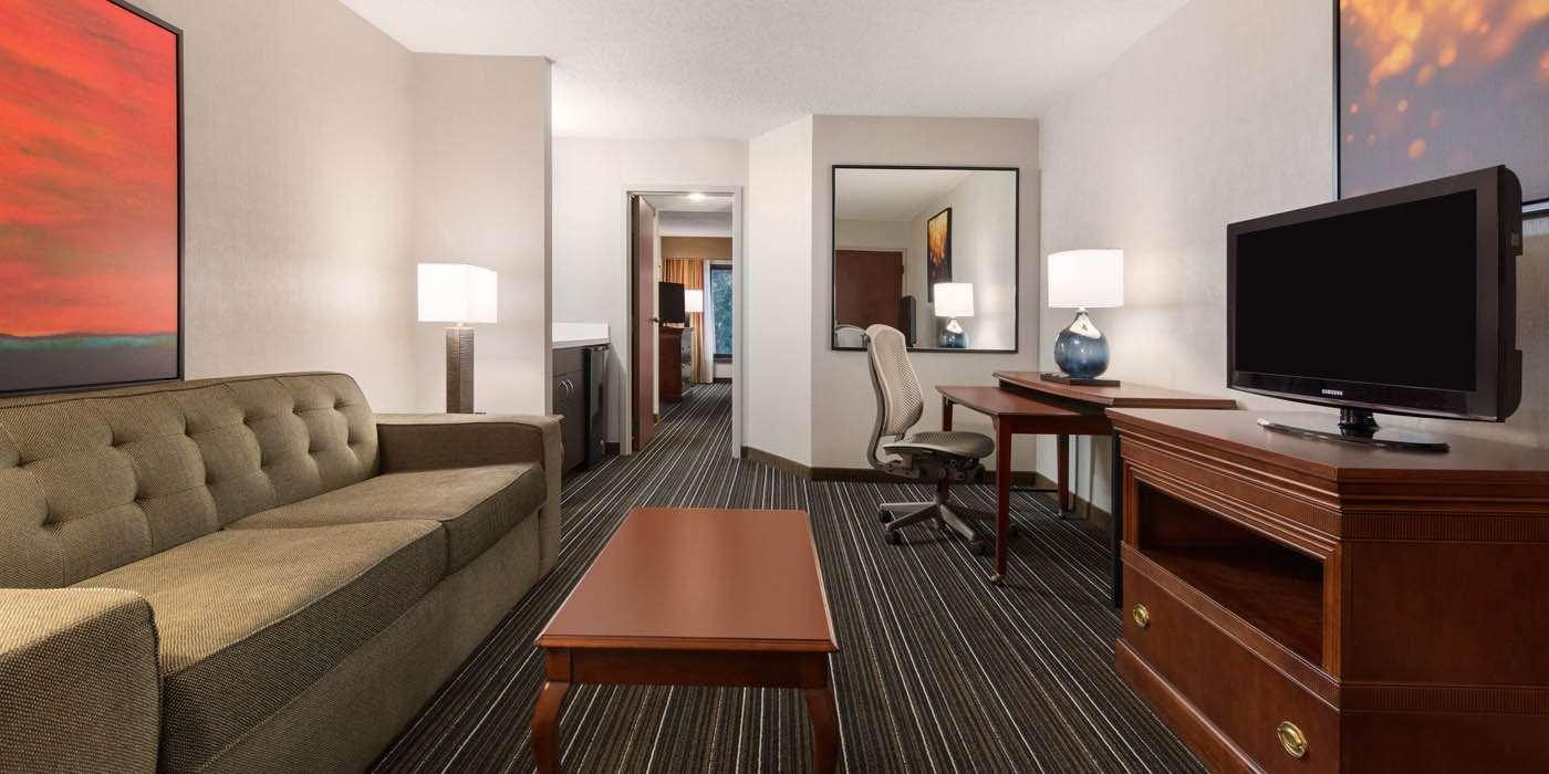 Sonesta Suites Dallas Park Central 외부 사진