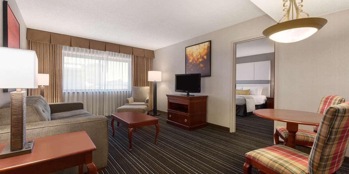 Sonesta Suites Dallas Park Central 외부 사진