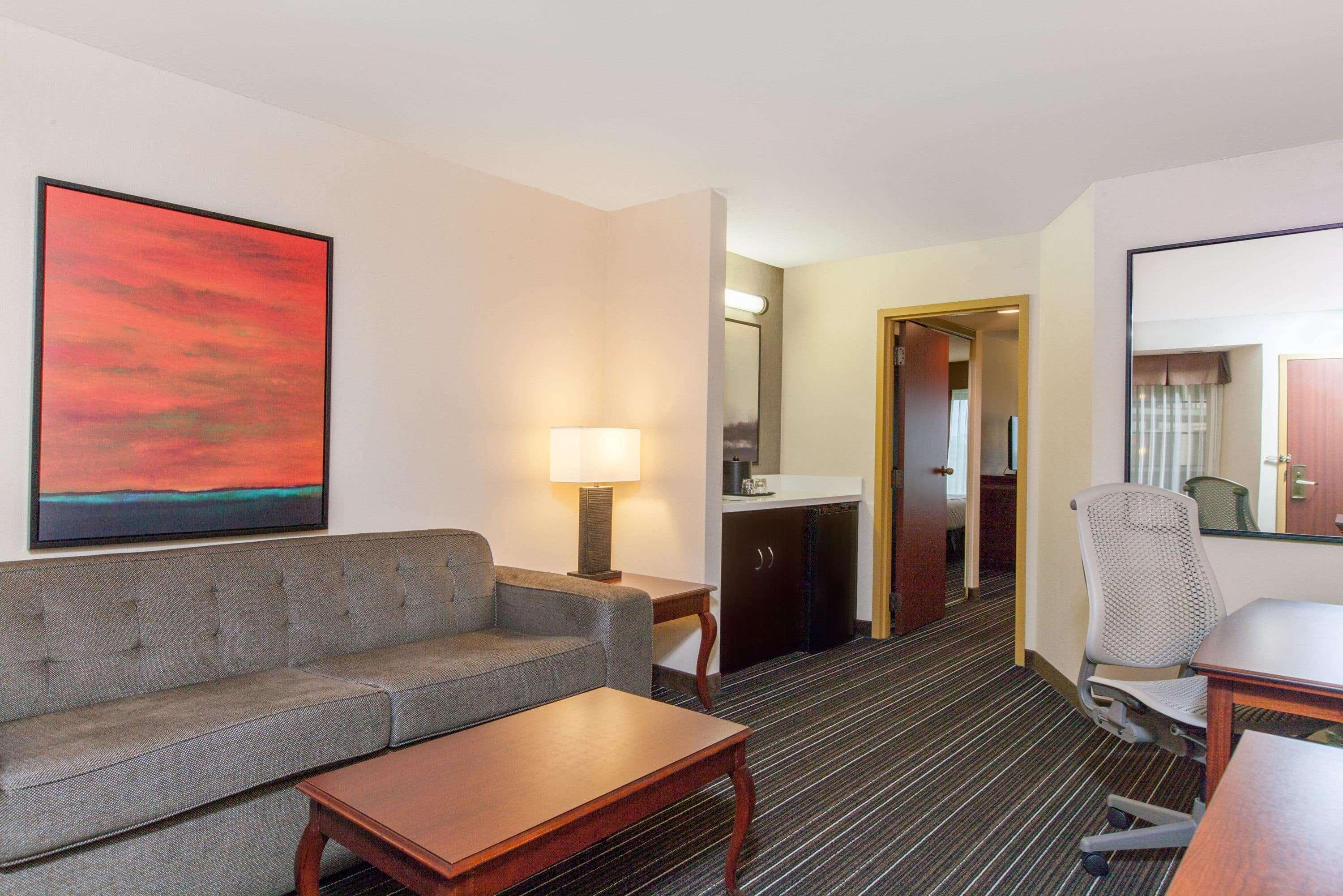 Sonesta Suites Dallas Park Central 외부 사진