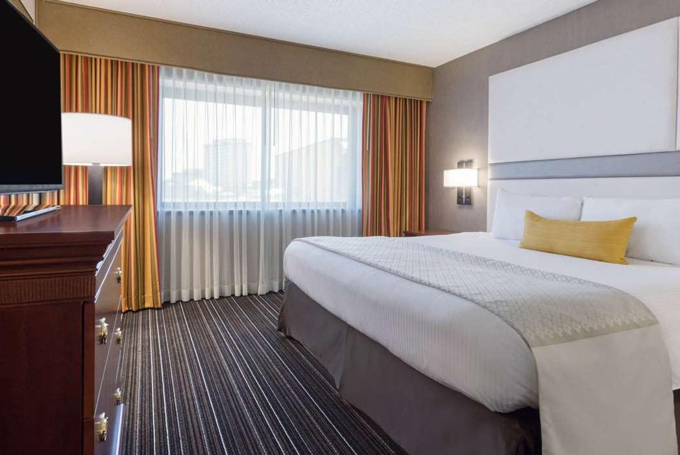 Sonesta Suites Dallas Park Central 외부 사진