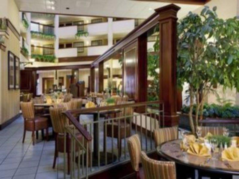 Sonesta Suites Dallas Park Central 레스토랑 사진